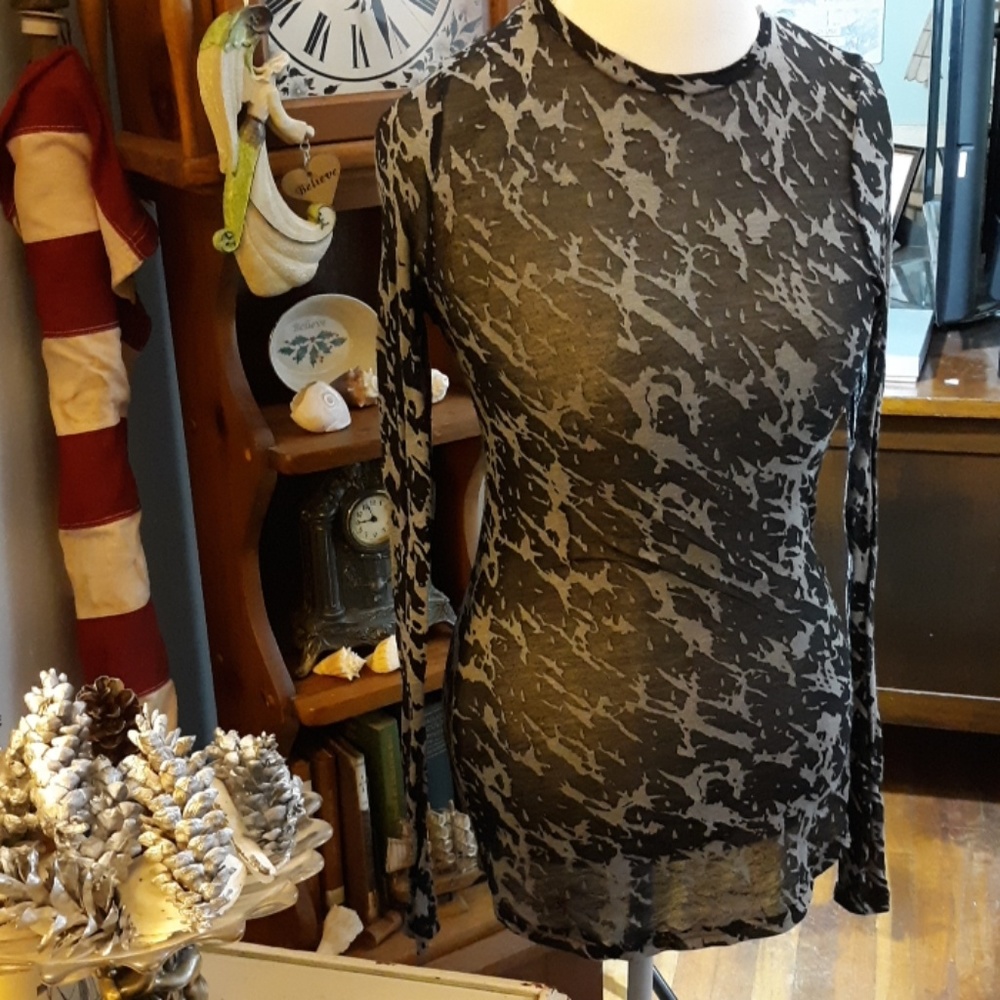 Leopard like black top